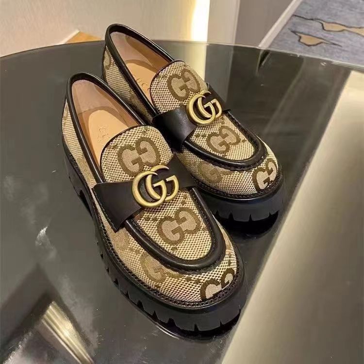 New Versatile Little Bee Casual Shoes product image 3, provided for visual reference and product detail review