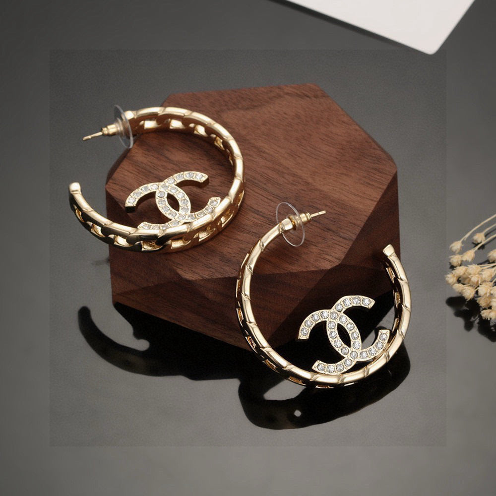 High-Quality Stud Earrings-112 product image 3, provided for visual reference and product detail review