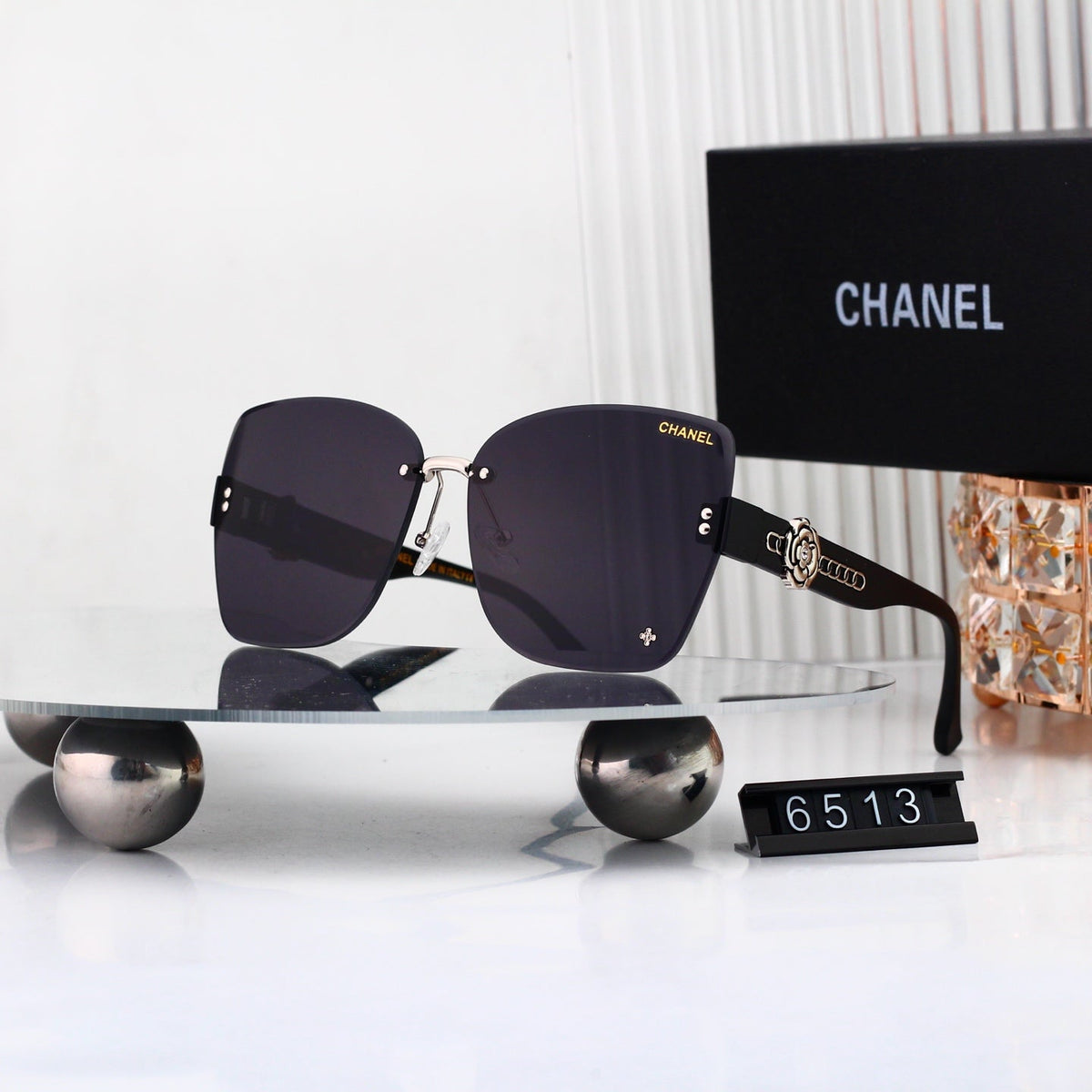 New Stylish Sunglasses-75 product image 1, provided for visual reference and product detail review