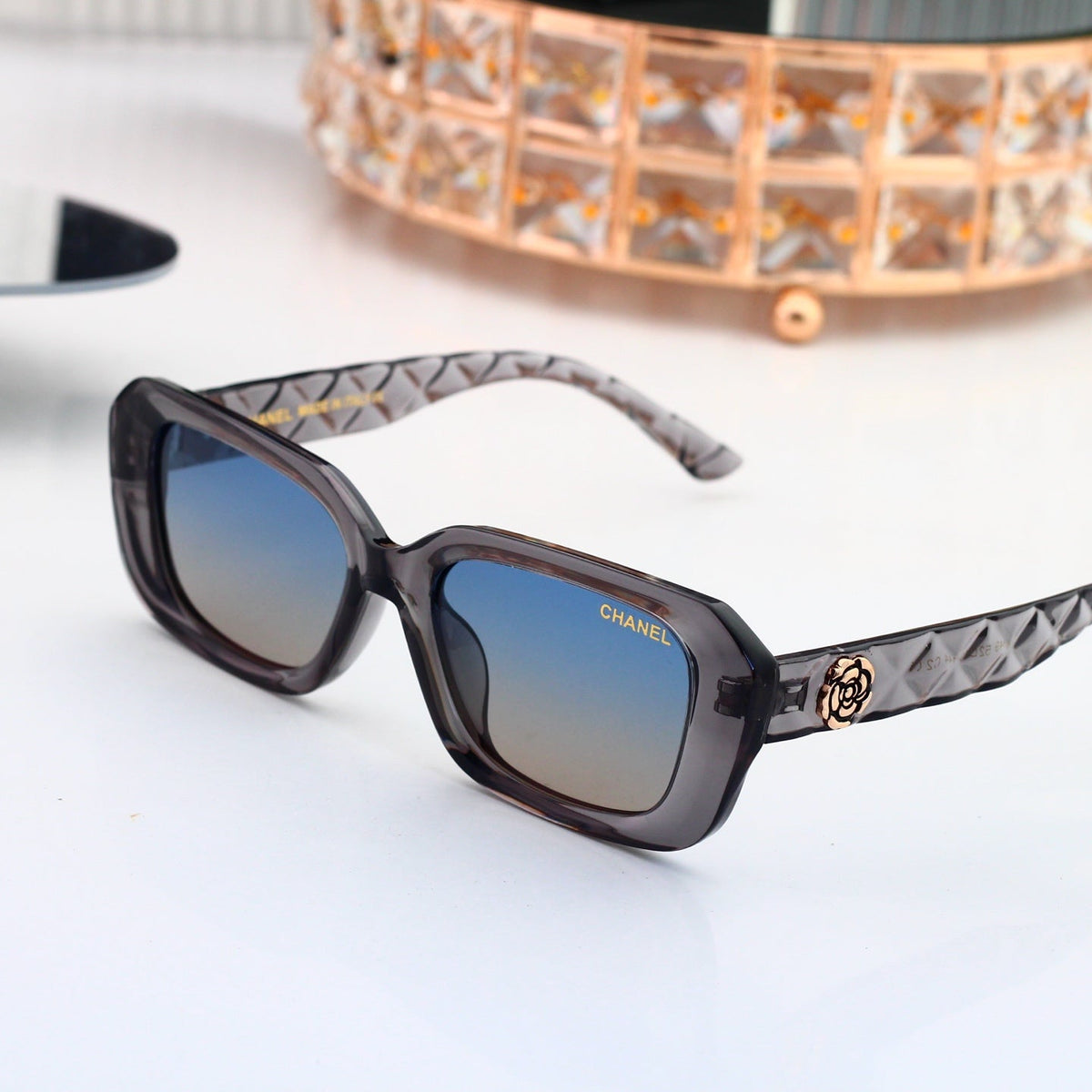 New Stylish Sunglasses-76 product image 7, provided for visual reference and product detail review