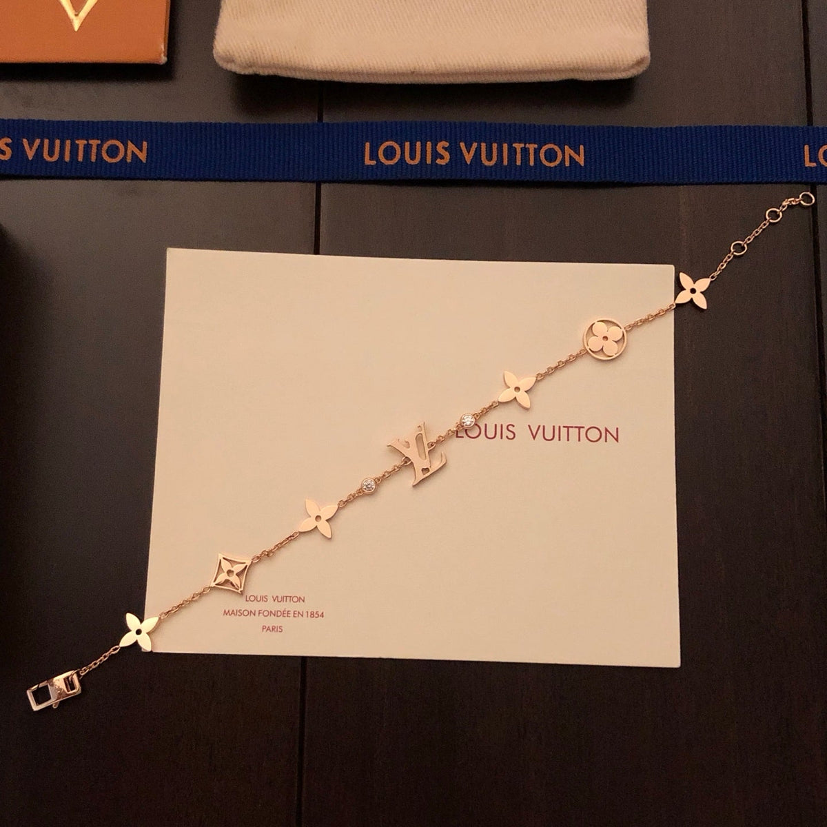 High-Quality Necklaces-10 product image 5, provided for visual reference and product detail review