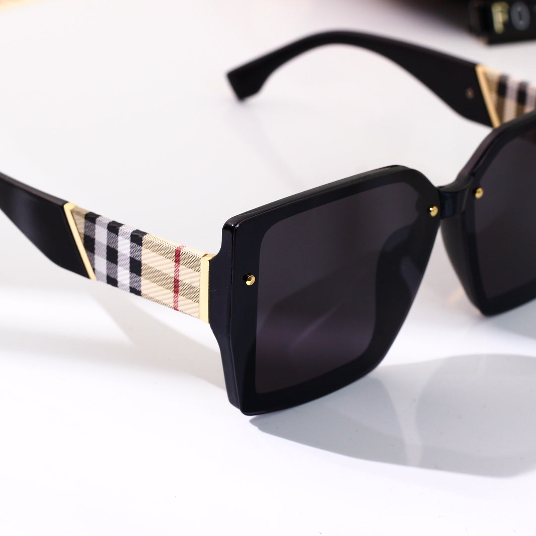 2022 New Ladies Fashion Classic Sunglasses product image 7, provided for visual reference and product detail review