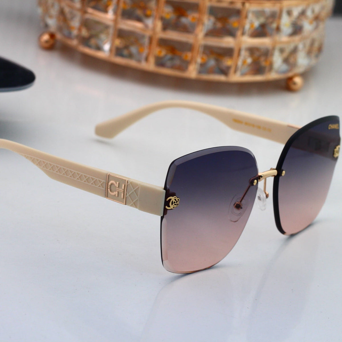 New Stylish Sunglasses-81 product image 5, provided for visual reference and product detail review