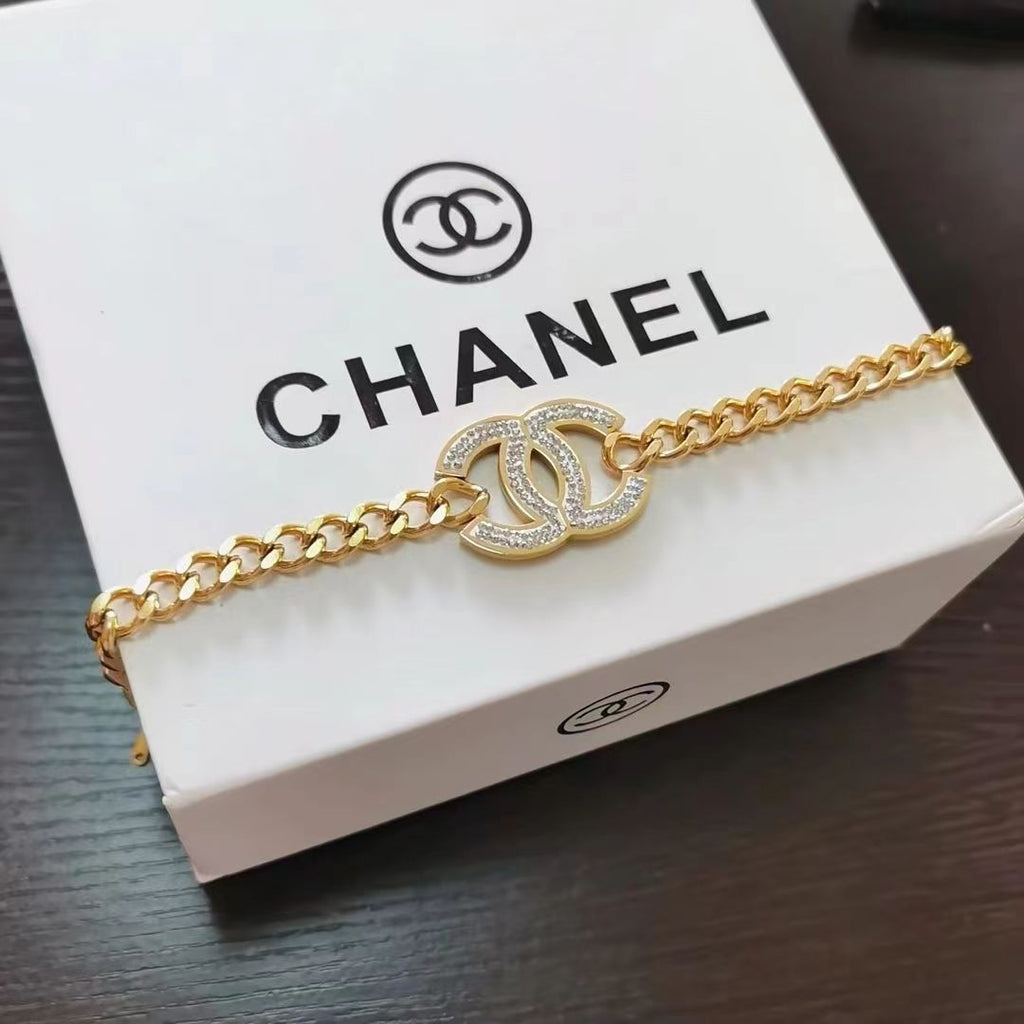 2023 New Fashion diamond Bracelet product image 3, provided for visual reference and product detail review