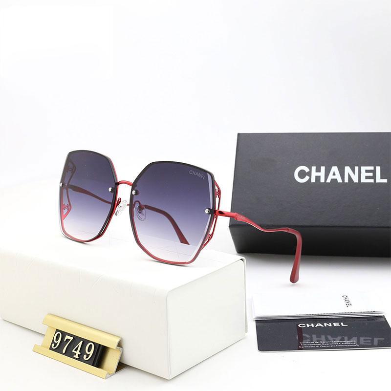 Gradient Color Women Sunglasses product image 5, provided for visual reference and product detail review