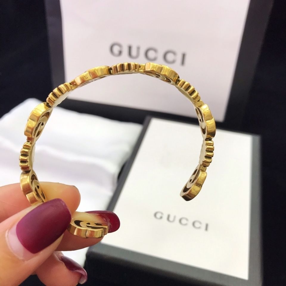 New style bracelet product image 2, provided for visual reference and product detail review
