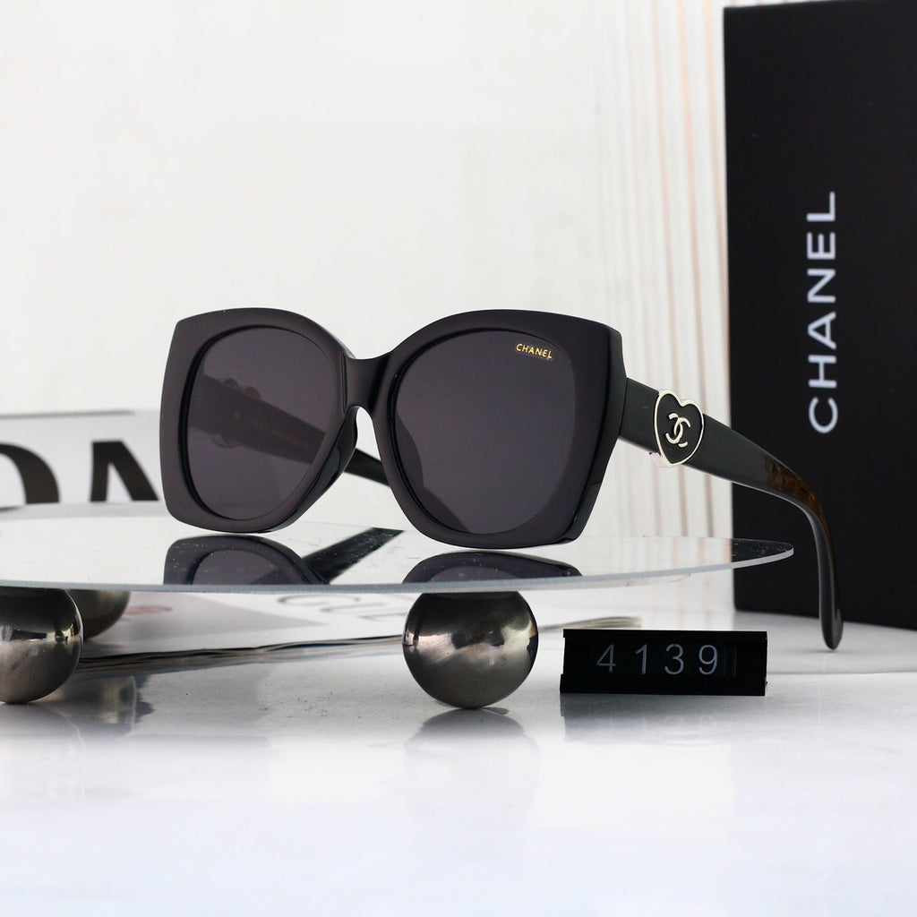 New Stylish Sunglasses-90 product image 1, provided for visual reference and product detail review
