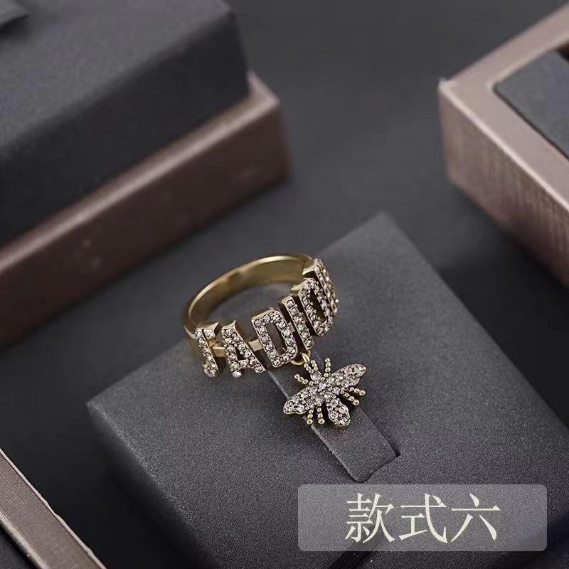 Retro diamond pearl Ring product image 7, provided for visual reference and product detail review