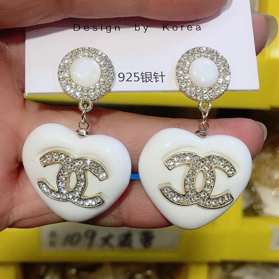 High quality earrings product image 5, provided for visual reference and product detail review