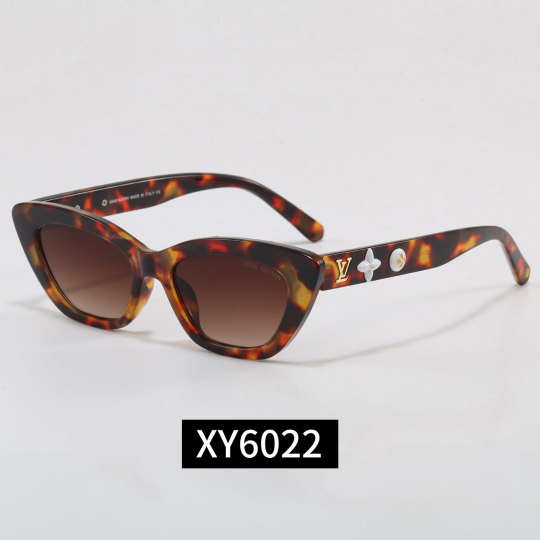 New Stylish Sunglasses-27 product image 3, provided for visual reference and product detail review