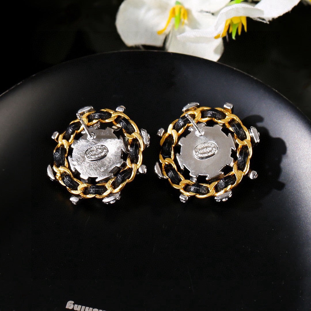 High-Quality Stud Earrings-168 product image 4, provided for visual reference and product detail review