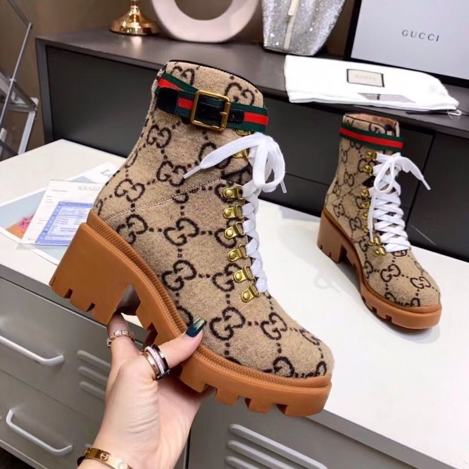 New Fashion Retro Letter printing Short Boots product image 1, provided for visual reference and product detail review
