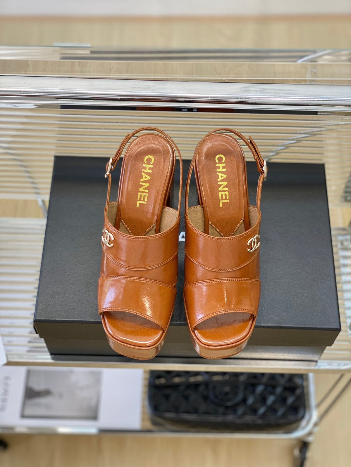 2023 Showcase platform sandals with a platform sole-S51 product image 2, provided for visual reference and product detail