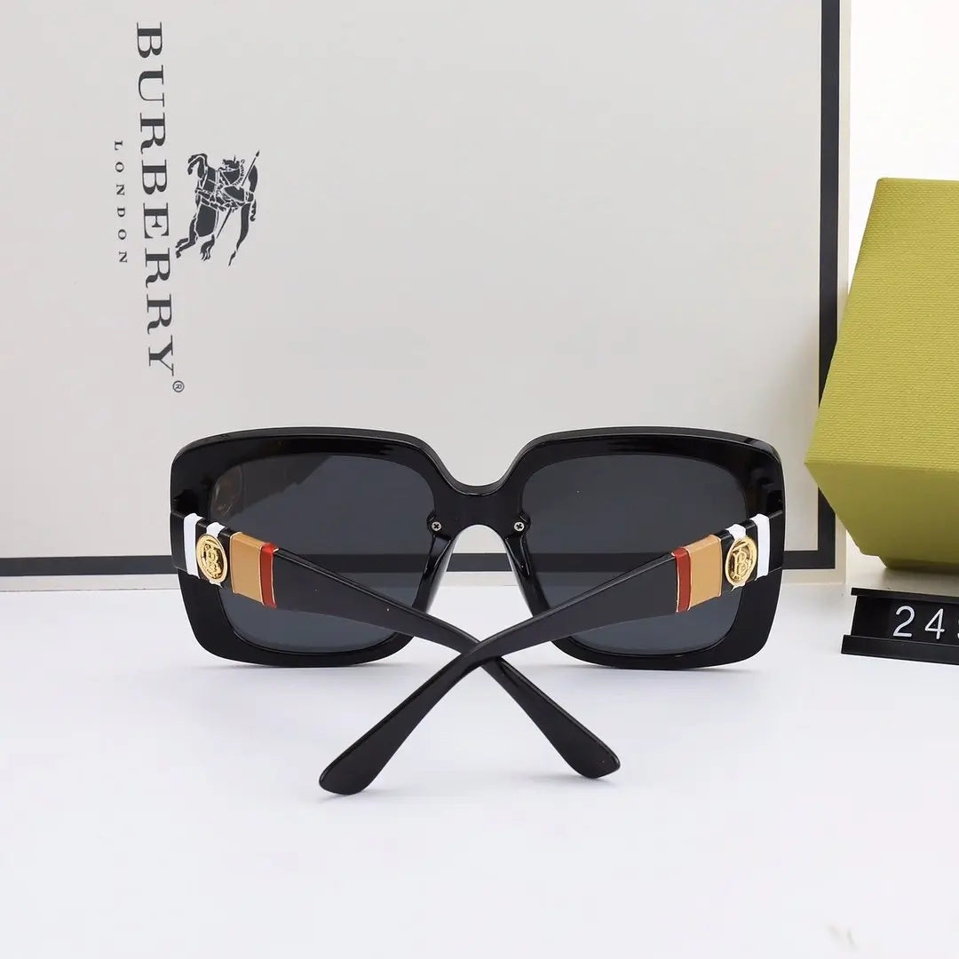 4 Colors Unisex Outdoor Beach Polarized Sunglasses product image 5, provided for visual reference and product detail review