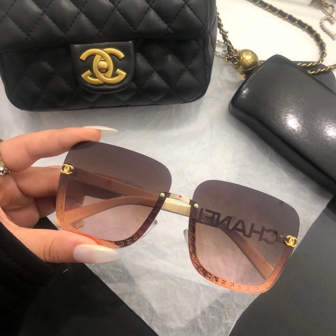 Gradient Color Female Outdoor Sunglasses product image 9, provided for visual reference and product detail review