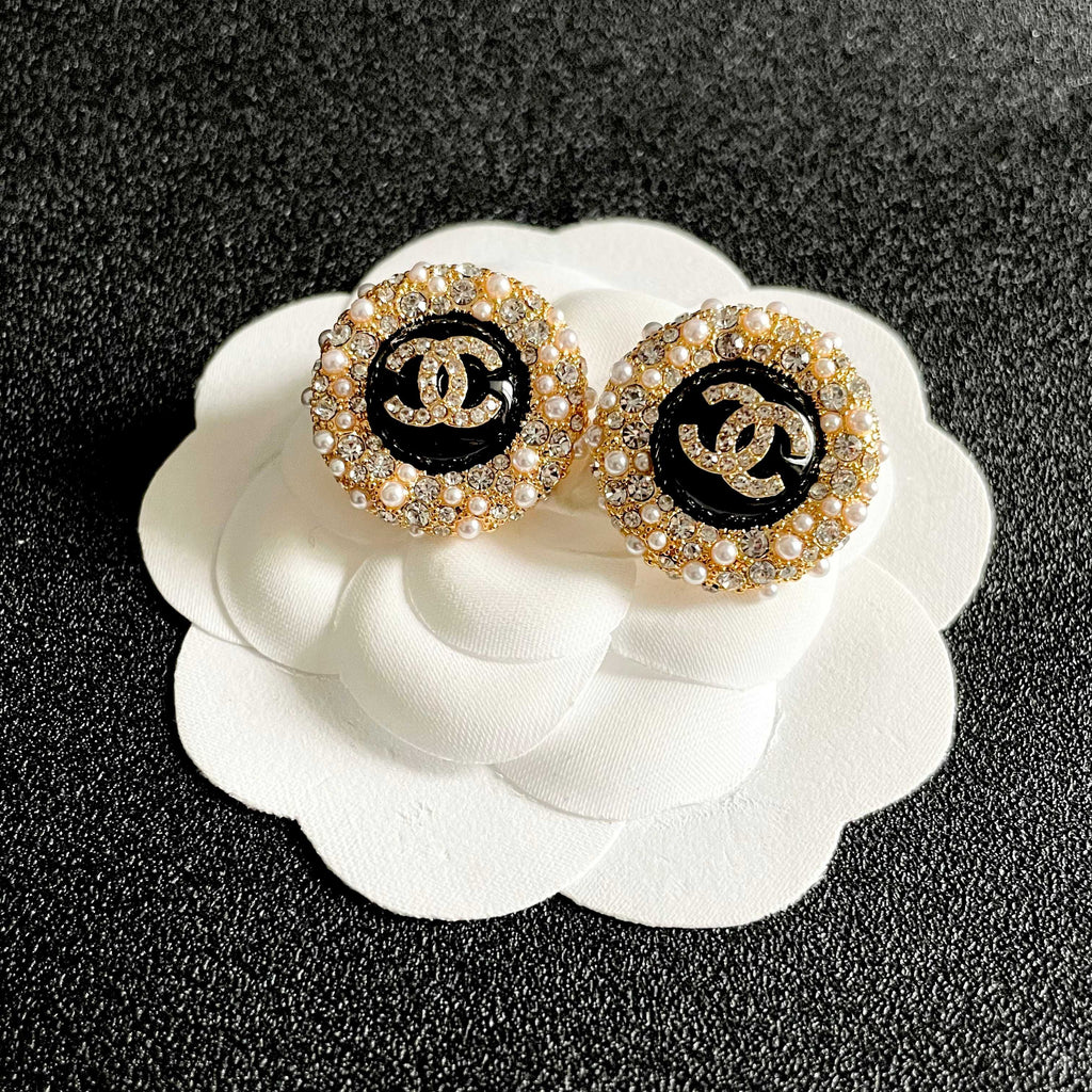 High-Quality Stud Earrings-137 product image 7, provided for visual reference and product detail review