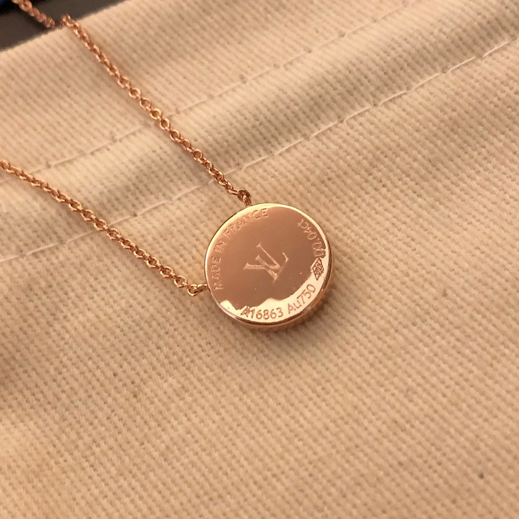 Full-Diamond Four-Leaf Clover Necklace product image 4, provided for visual reference and product detail review