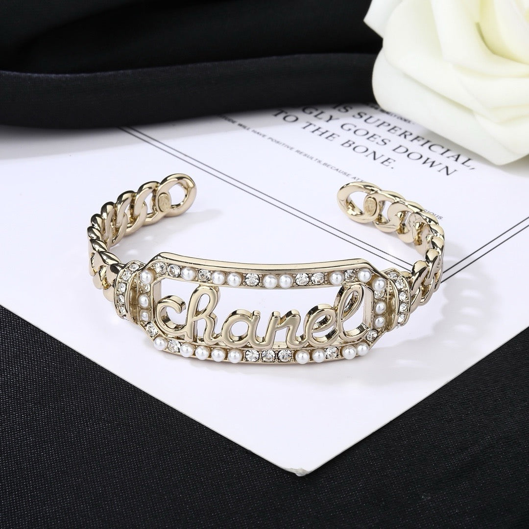 High-Quality Bracelets-186 product image 9, provided for visual reference and product detail review