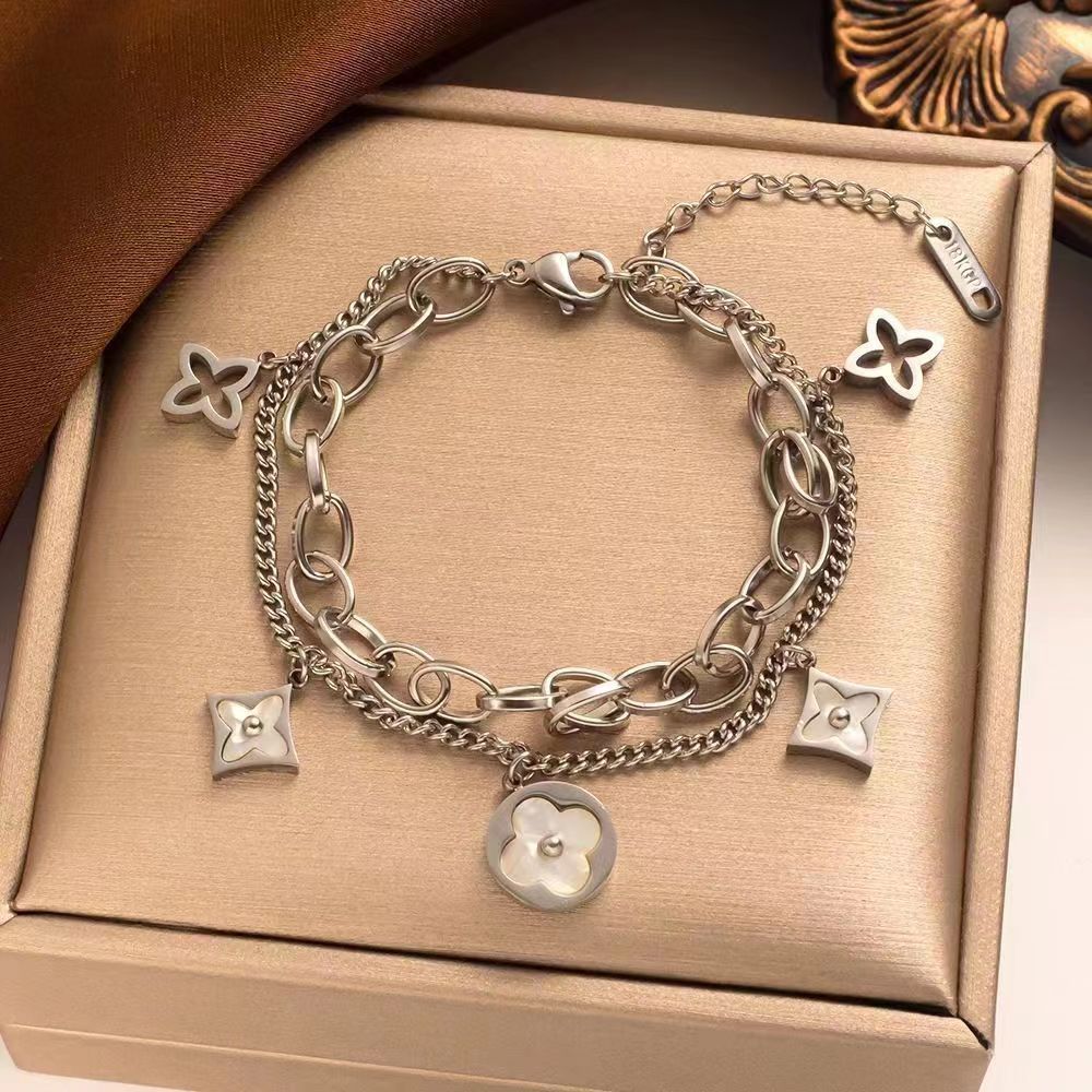 2023 New Fashion Bracelet product image 3, provided for visual reference and product detail review