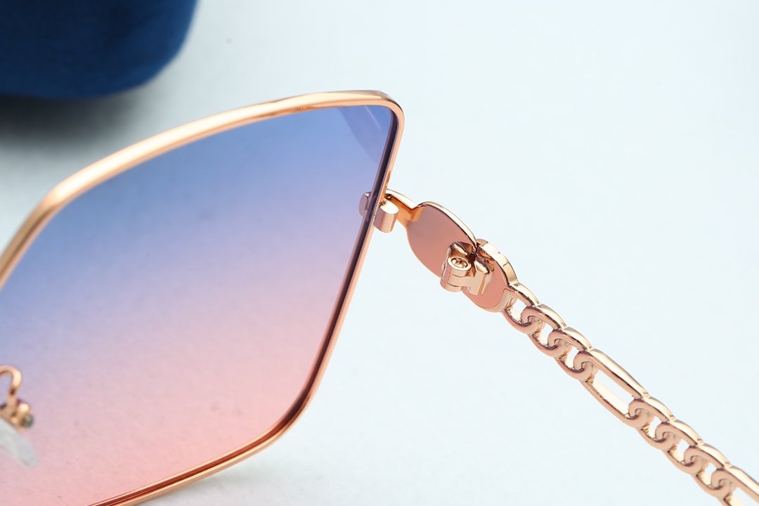Gradient 4 Colors Sunglasses For Women product image 4, provided for visual reference and product detail review