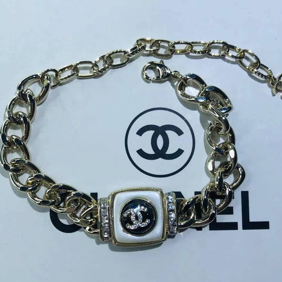 (Xiaoxiang Bracelet) Xiaoxiang Classic Vintage Bracelet product image 5, provided for visual reference and product detail
