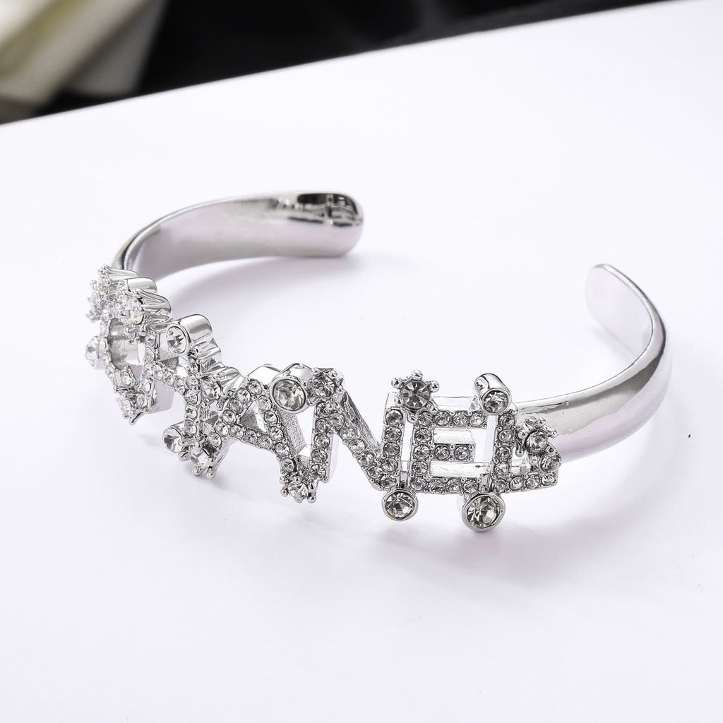 High-Quality Bracelets-185 product image 5, provided for visual reference and product detail review