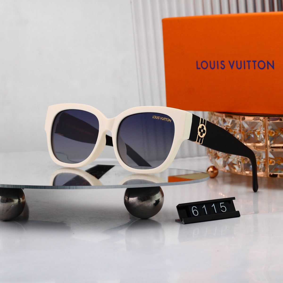 New Stylish Sunglasses-36 product image 4, provided for visual reference and product detail review