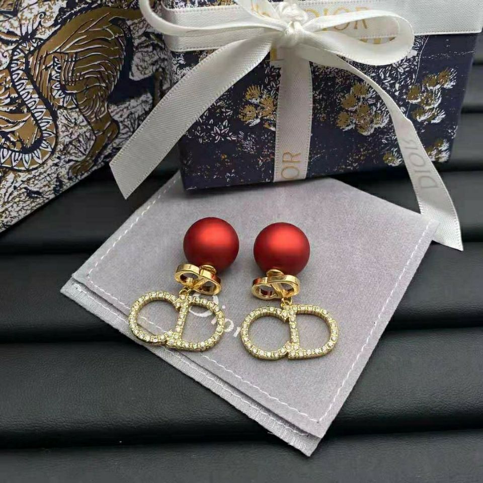 earring product image 1, provided for visual reference and product detail review