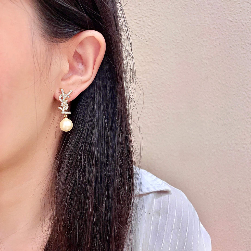 High-Quality Stud Earrings-49 product image 4, provided for visual reference and product detail review
