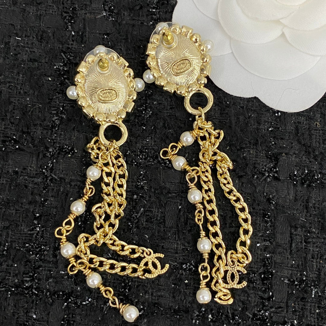 High-Quality Stud Earrings-193 product image 3, provided for visual reference and product detail review