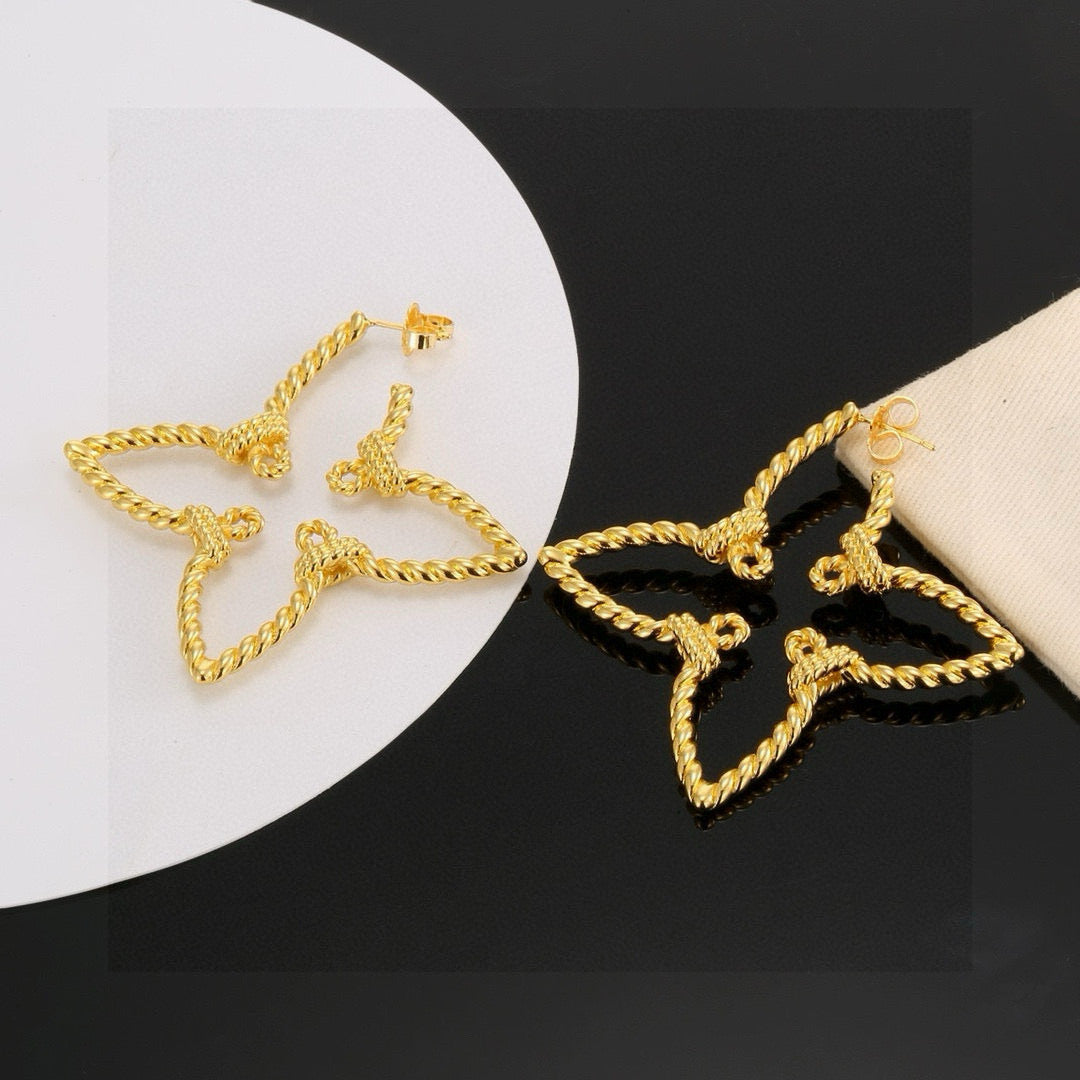High-Quality Four-Leaf Clover Earrings product image 6, provided for visual reference and product detail review
