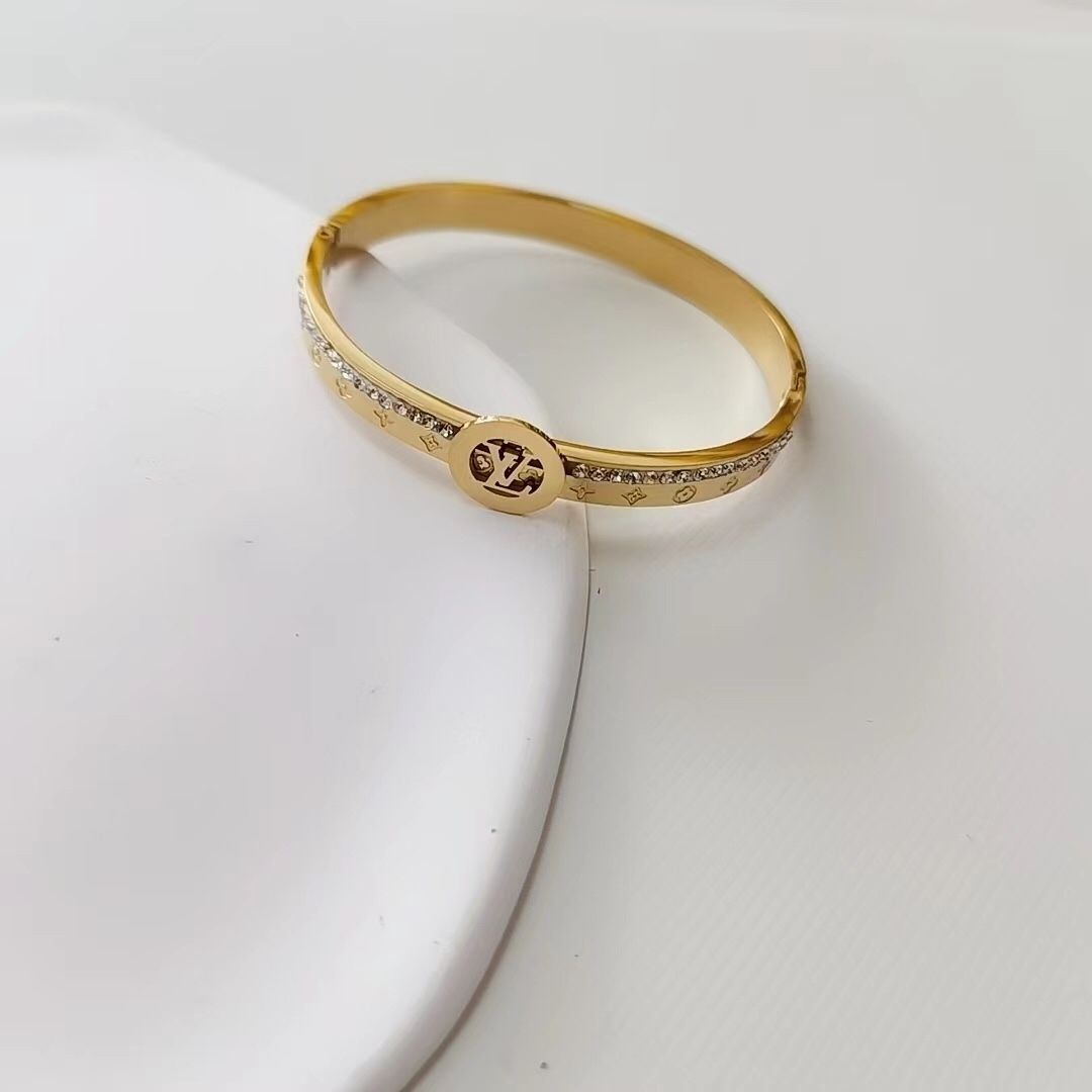 2022 New Titanium Steel Bracelet product image 6, provided for visual reference and product detail review