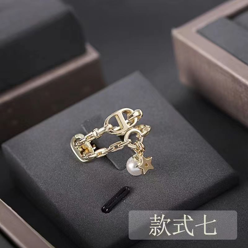 Retro diamond pearl Ring product image 8, provided for visual reference and product detail review