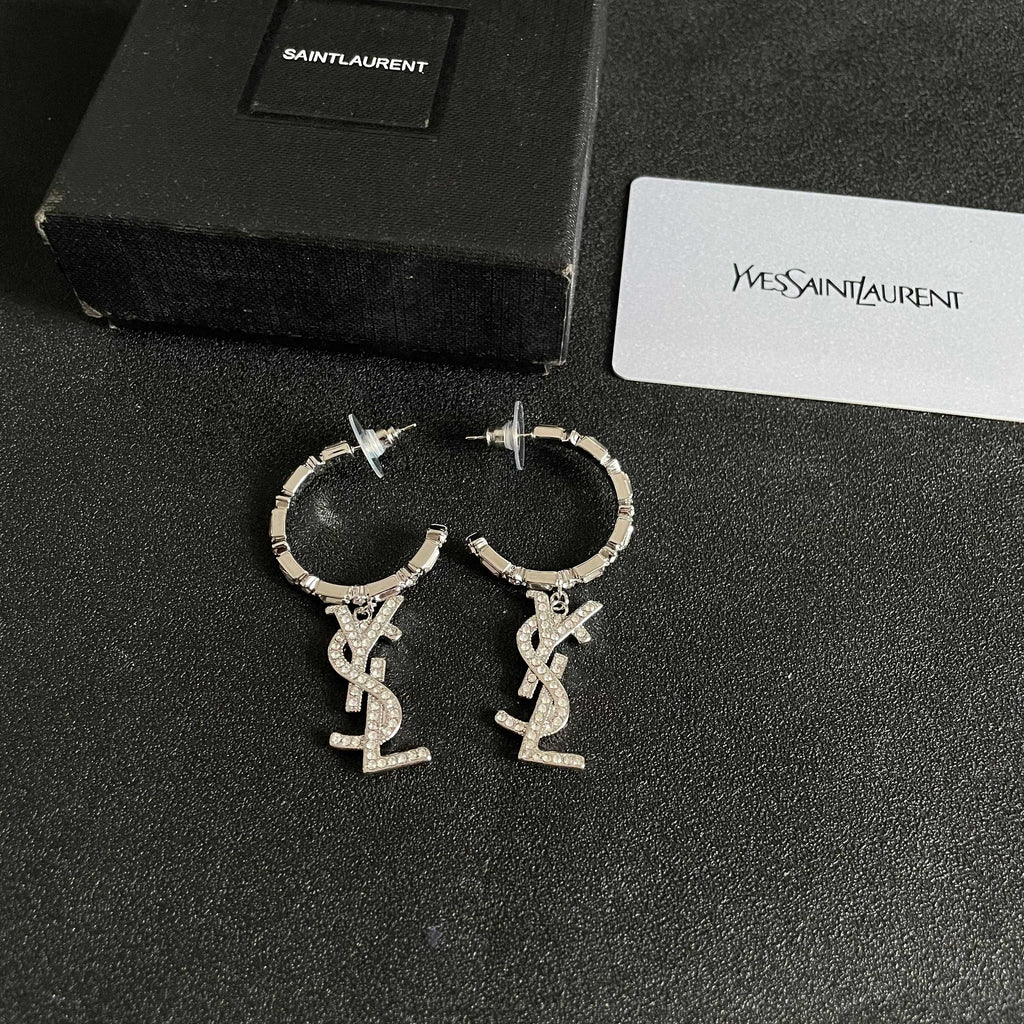 High-Quality Stud Earrings-54 product image 6, provided for visual reference and product detail review