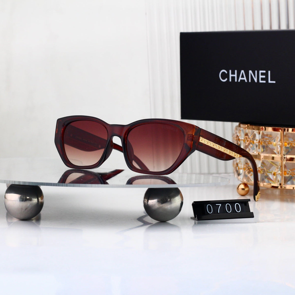 New Stylish Sunglasses-60 product image 2, provided for visual reference and product detail review