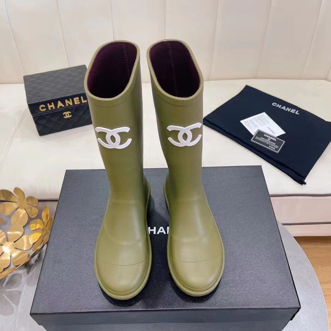 New Fashion oiled or rubber boots for wet weather Short Boots product image 4, provided for visual reference and product