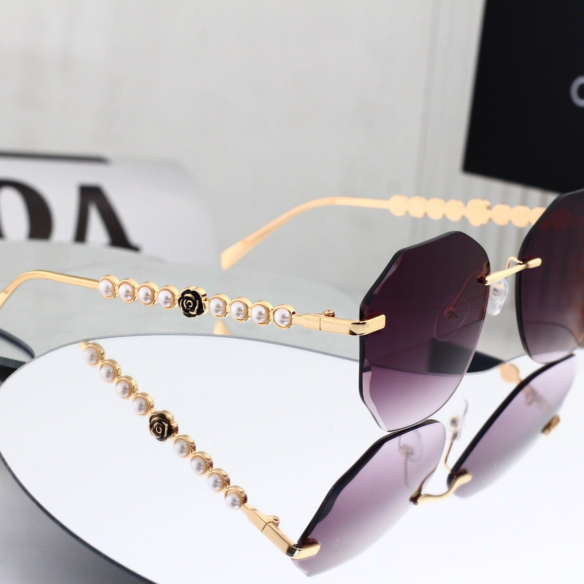 New Stylish Sunglasses-65 product image 7, provided for visual reference and product detail review