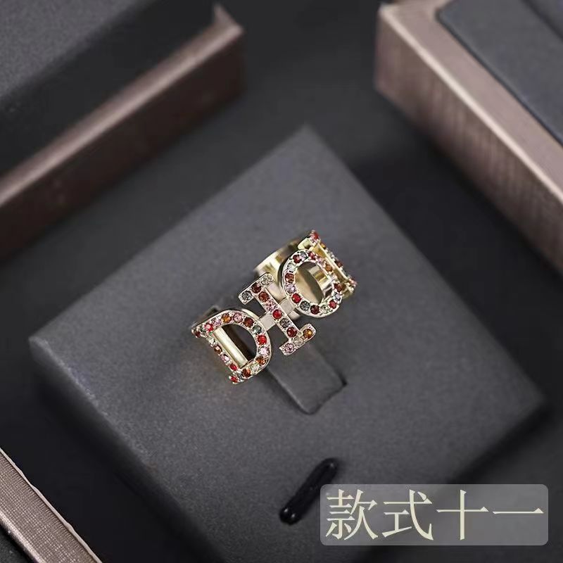 Retro diamond pearl Ring product image 12, provided for visual reference and product detail review