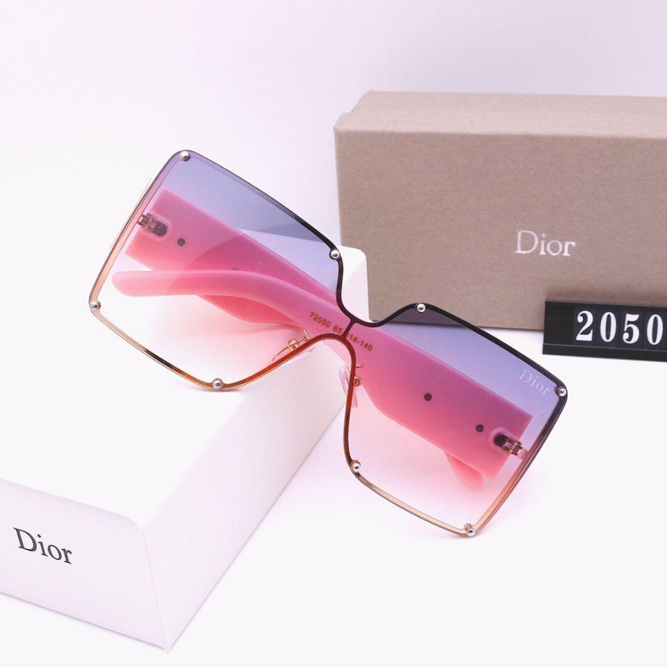 2021 Fashion Classical Women Sunglasses di product image 6, provided for visual reference and product detail review