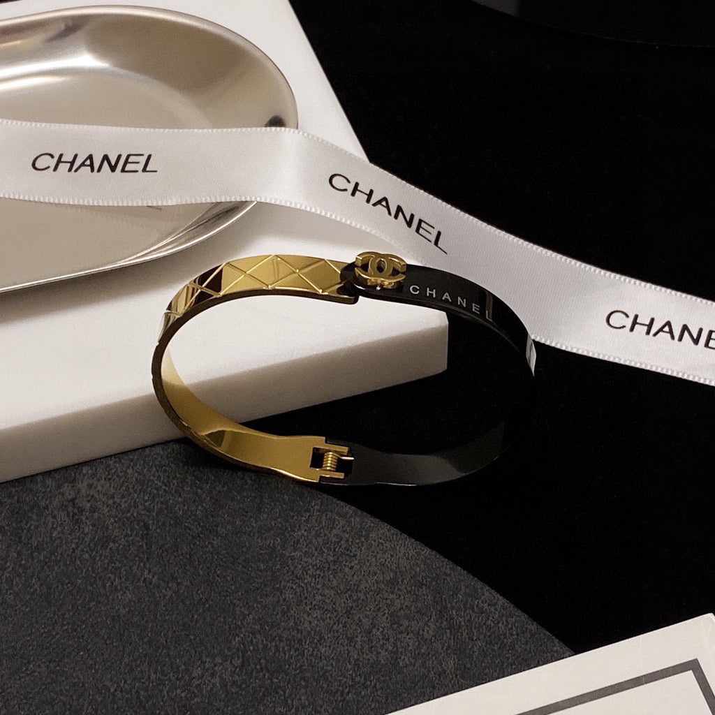 High-Quality Bracelets-183 product image 5, provided for visual reference and product detail review