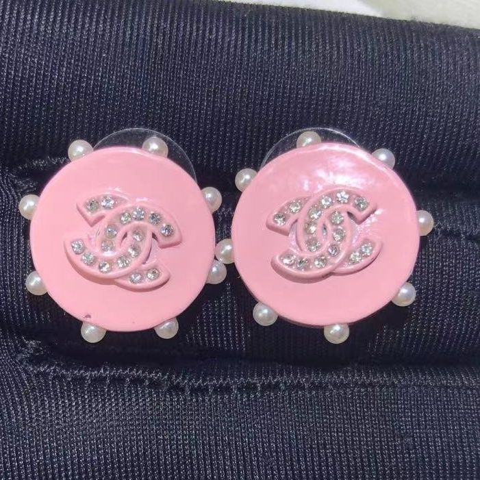 Small fragrant wind compound ear nail product image 2, provided for visual reference and product detail review