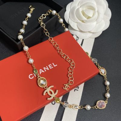 Oval Colorful Crystal Neckchain product image 6, provided for visual reference and product detail review