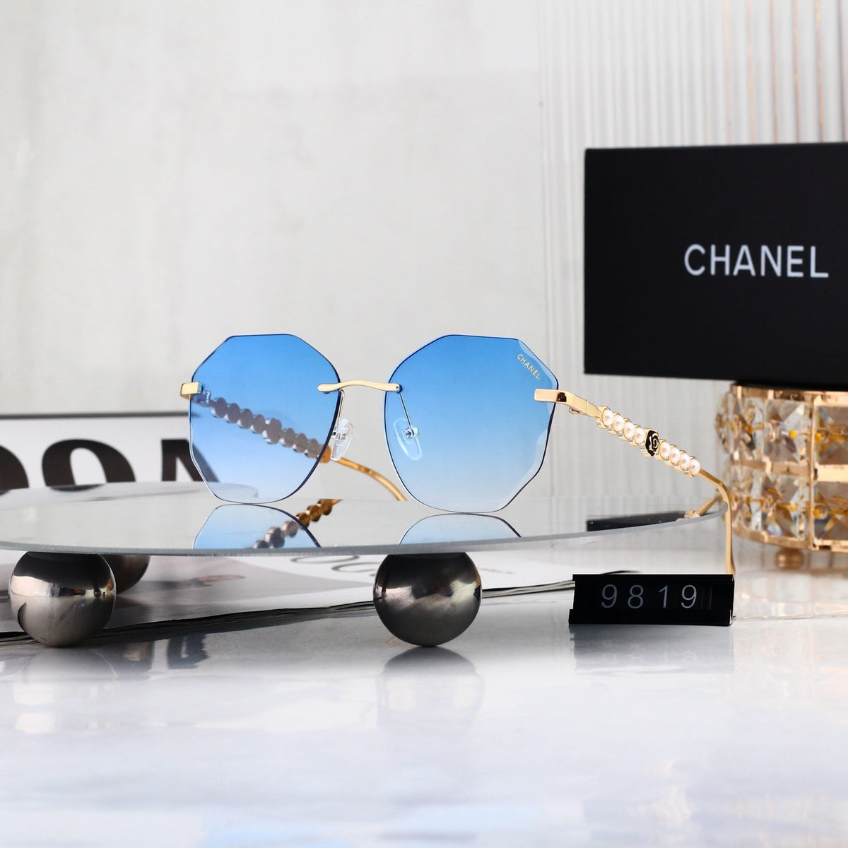 New Stylish Sunglasses-65 product image 3, provided for visual reference and product detail review
