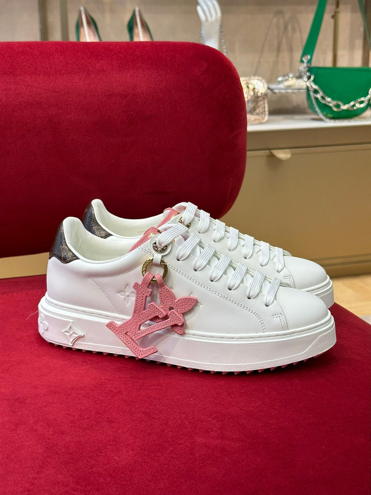 2023 VL classic platform sneakers -S37 product image 1, provided for visual reference and product detail review