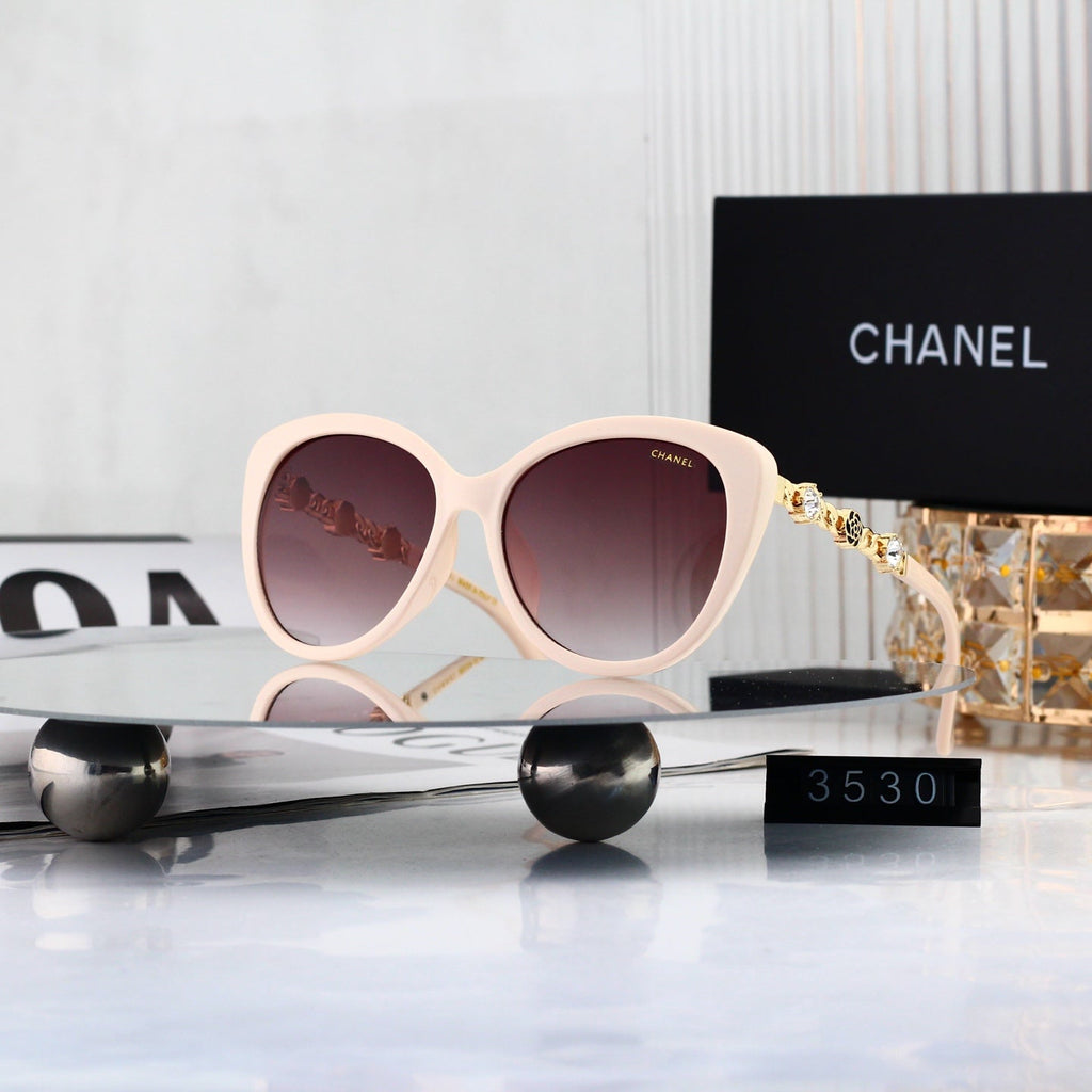 New Stylish Sunglasses-64 product image 3, provided for visual reference and product detail review