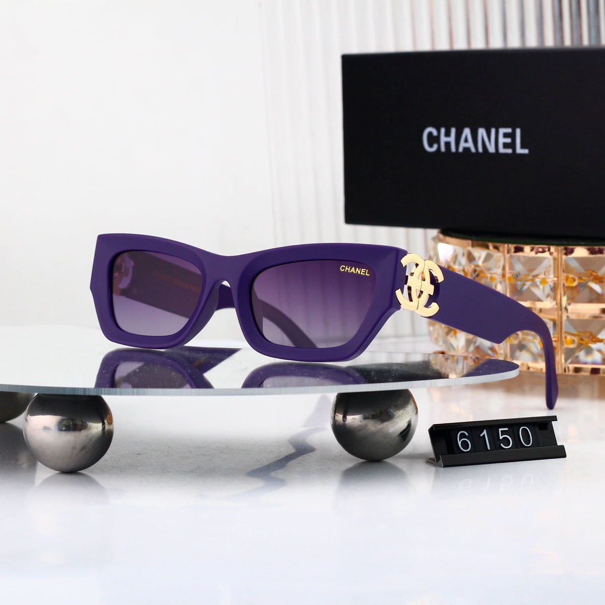 New Stylish Sunglasses-72 product image 5, provided for visual reference and product detail review