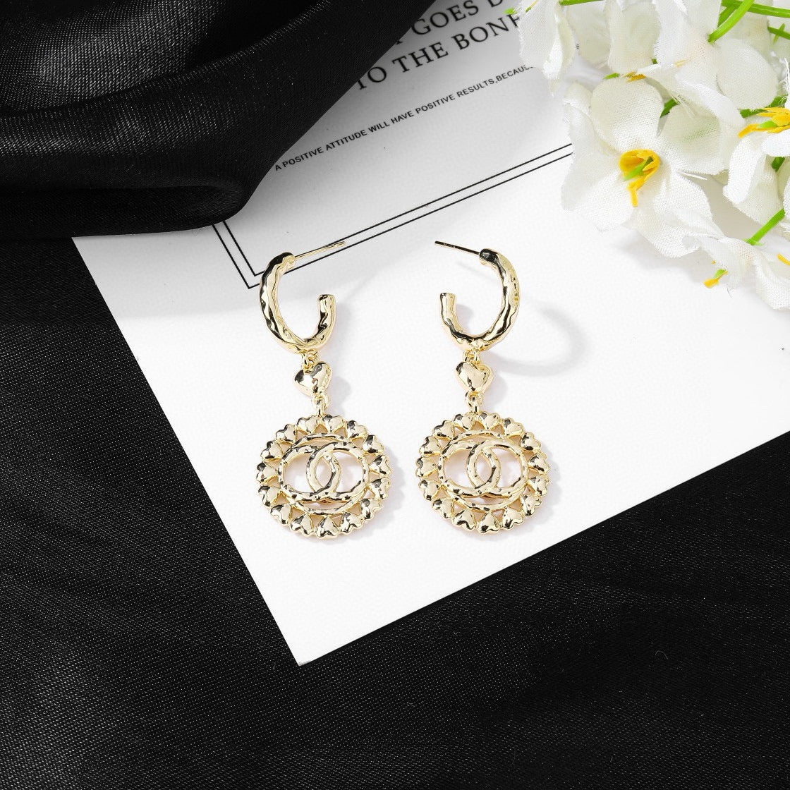 High-Quality Stud Earrings-170 product image 5, provided for visual reference and product detail review