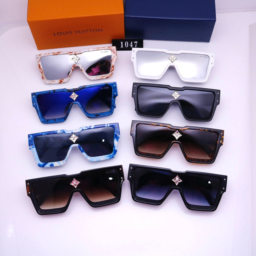 New Ladies Fashion Classic Sunglasses in 2022 product image 10, provided for visual reference and product detail review