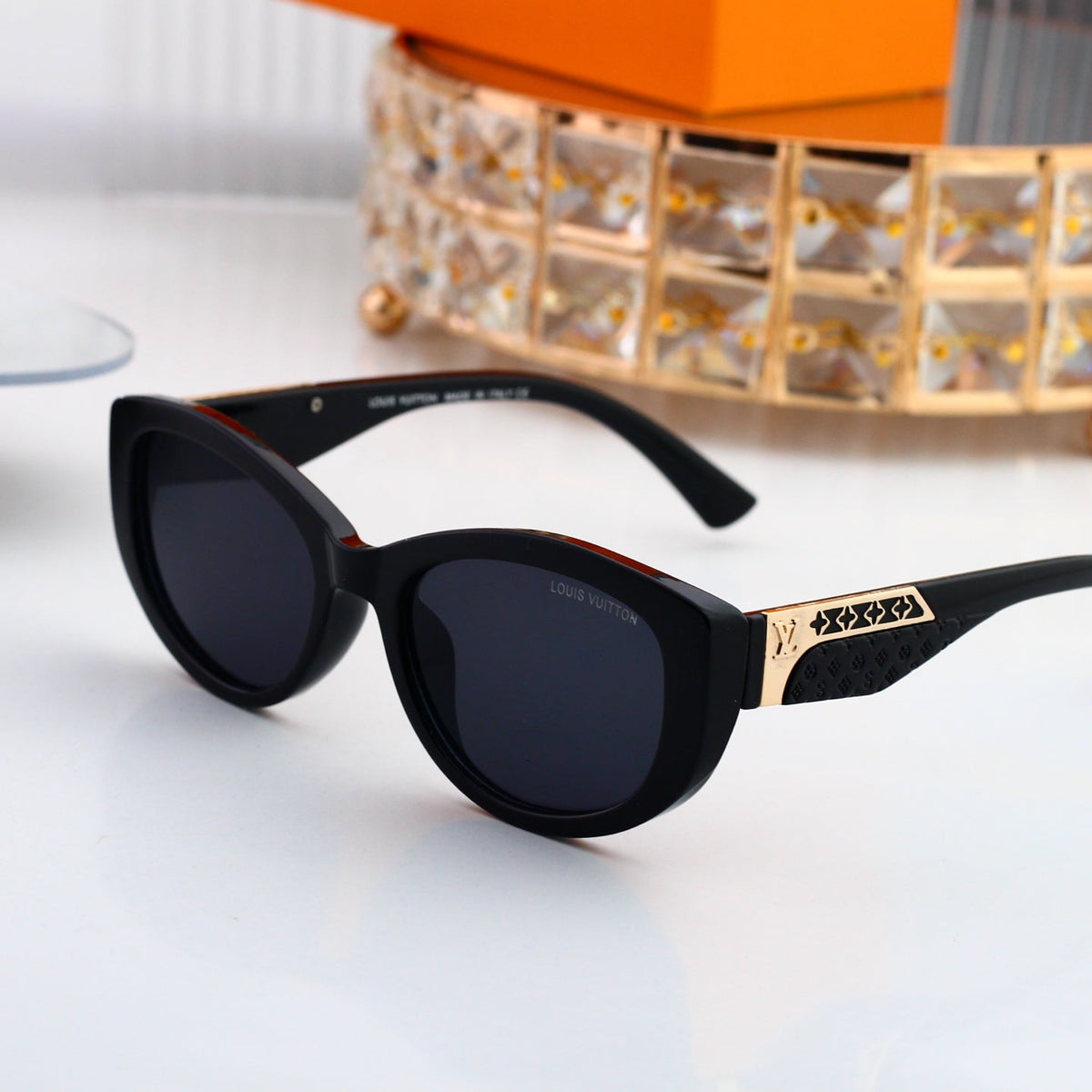 New Stylish Sunglasses-41 product image 9, provided for visual reference and product detail review