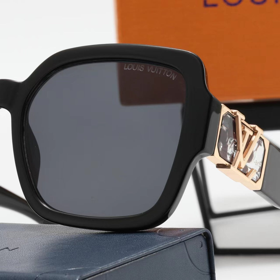 New Style Fashion Sunglasses For Summer product image 8, provided for visual reference and product detail review